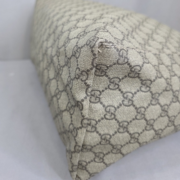 ✨️GUCCI GG Supreme Diaper Messenger Bag - Picture 10 of 16